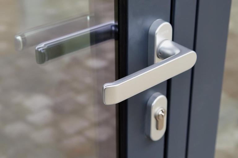 Bien choisir sa porte d'entrée, conseils et critères clés