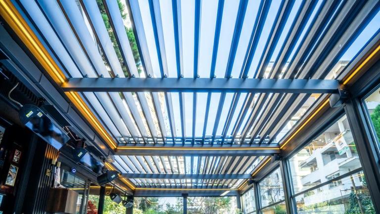 Le brise-soleil orientable, une solution maligne pour Grasse